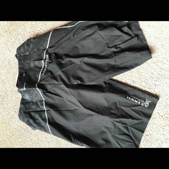 Oakley Blade 3 Boardshorts - Picture 3 of 8